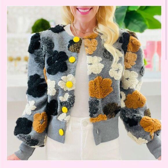 NWT Neon Button Knit & Sherpa Floral Ella Jacket women’s size L - Picture 1 of 6